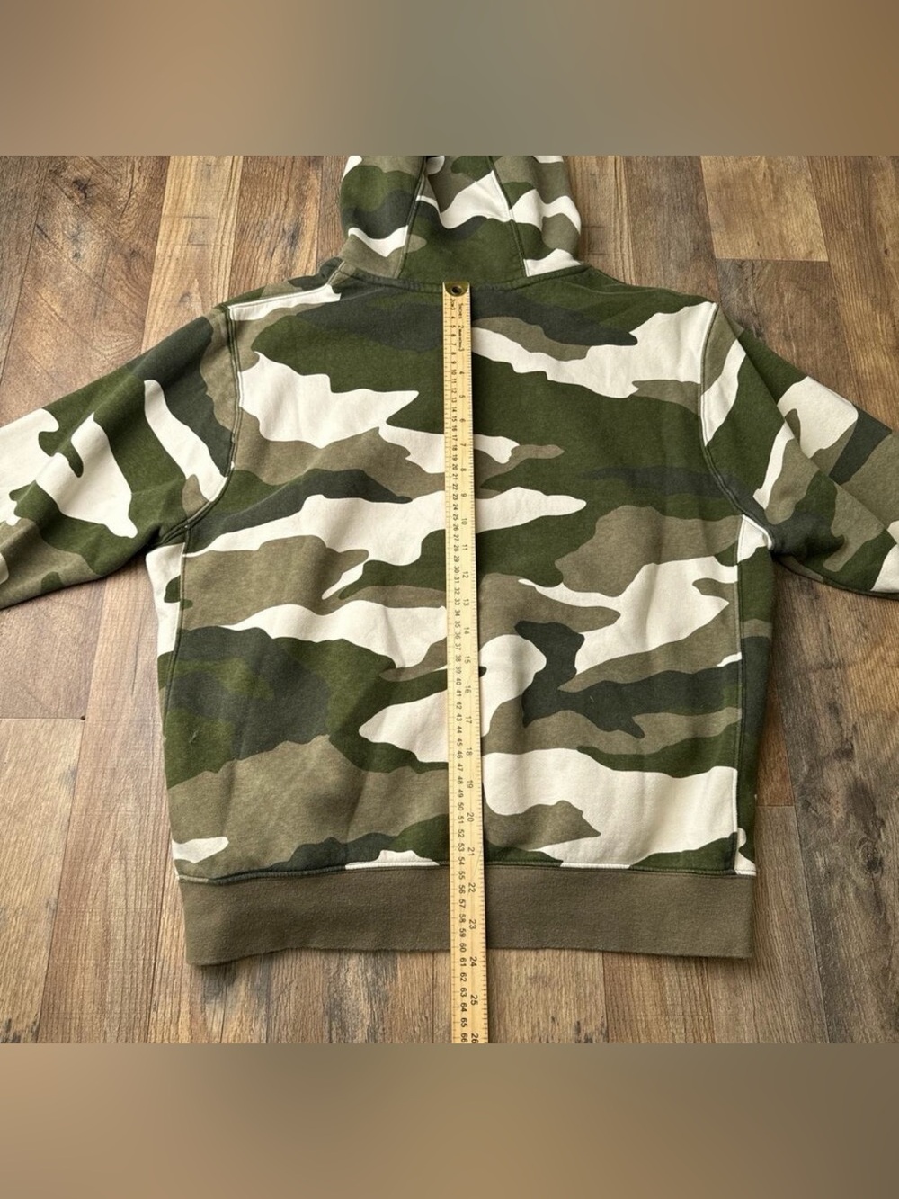 Nike Green and White Camo Hoodie - Picture 5 of 7